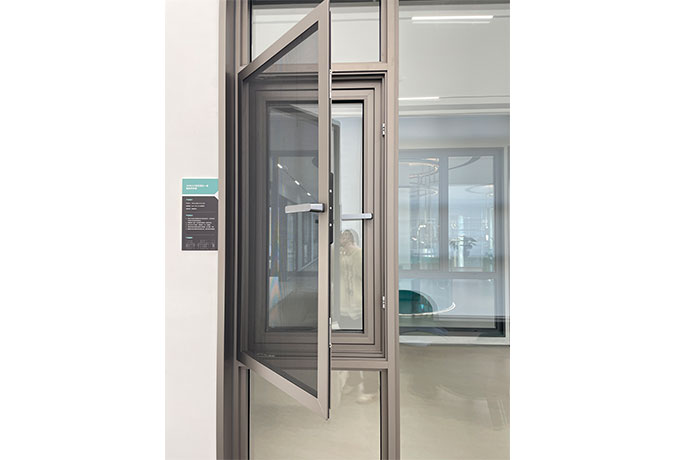 Aluminium Double Glazed Windows