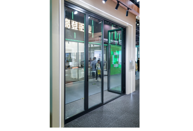 Aluminium Bifold Door